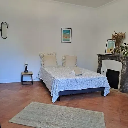 Holiday home Agreable Maison Angevine *