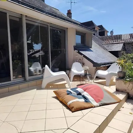 Holiday home Agreable Maison Angevine *